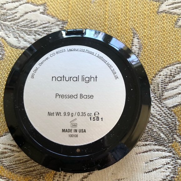 NIB Pressed Base Mineral Powder Foundation make-up. Many Shades Available - Picture 7 of 14